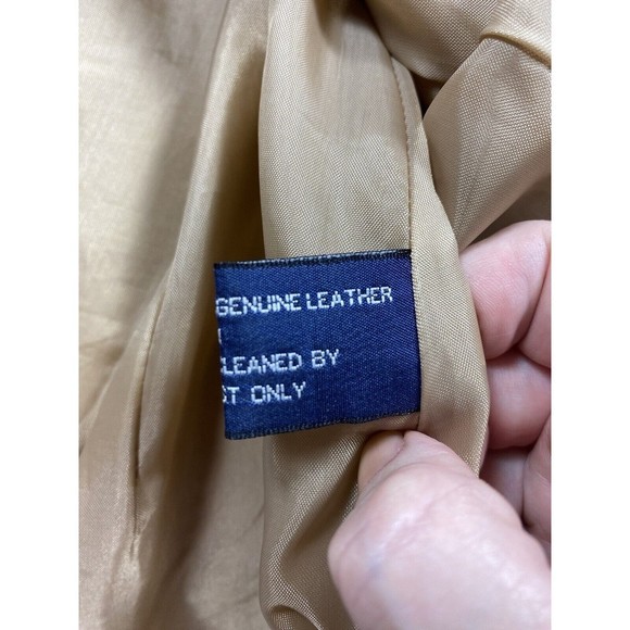 Women's Tan Leather Jacket - Picture 14 of 16